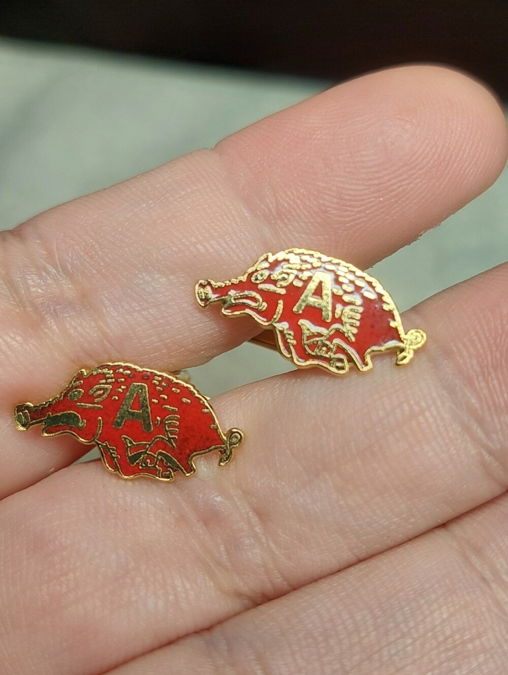 Arkansas Red Razorback Enamel Cuff Links Pair - Gold Trim